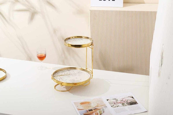 TREND HOME LILY Display mit 2 Tellern und goldenem Ständer