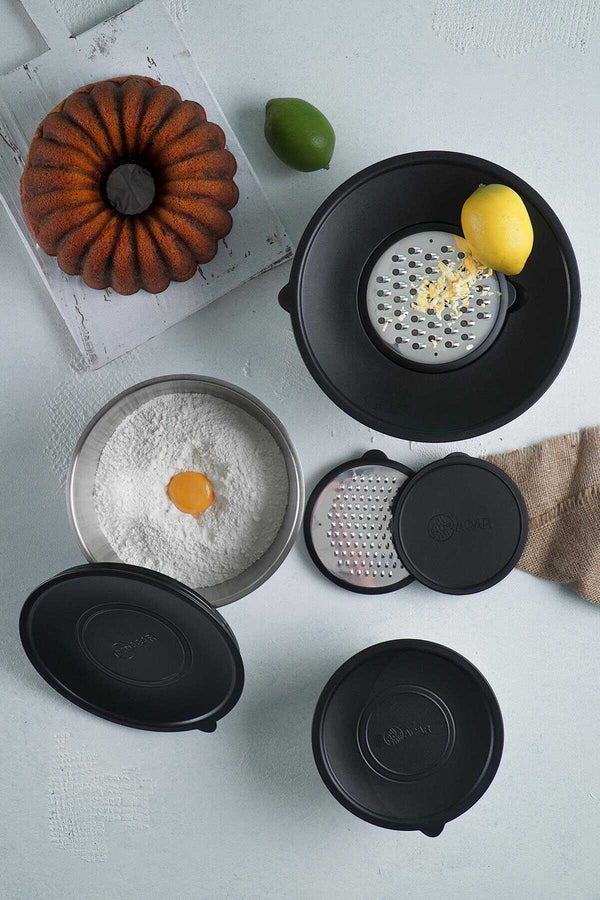 ACAR KARAT 3er-Set  Rührschüsseln mit Deckeln und Reiben 24-20-16 cm 9-teilige