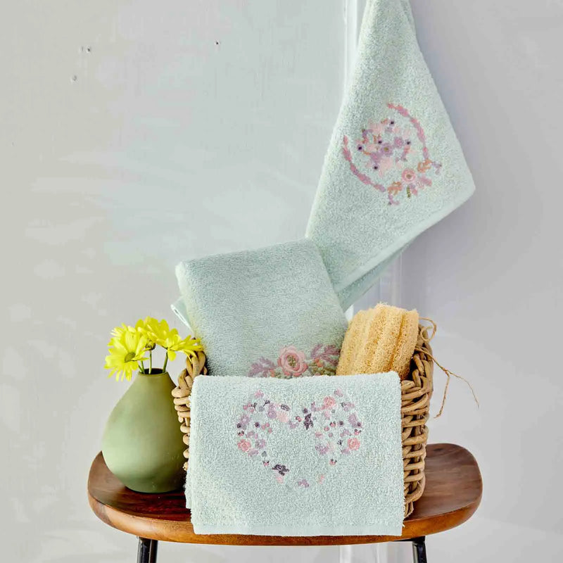 KARACA HOME ELENIE 3er-Set bestickte Handtücher