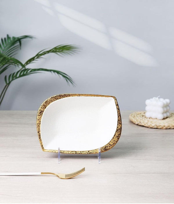 TREND HOME LEAF Servierteller aus weißem/goldenem Porzellan 25 cm