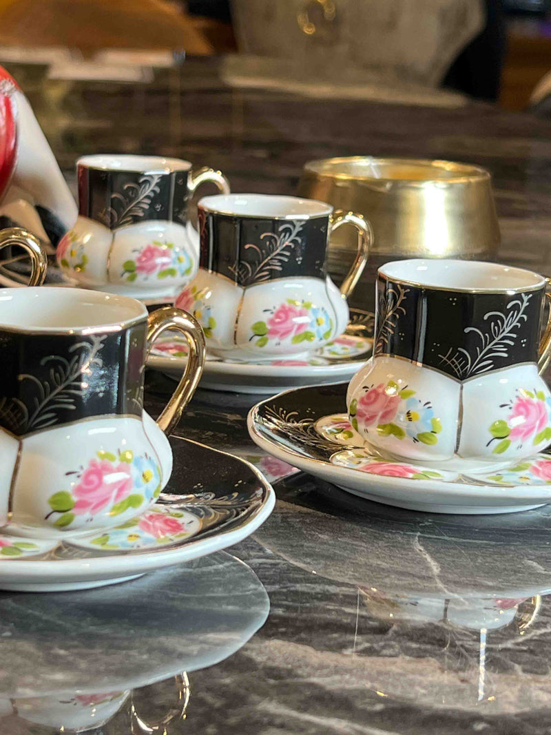 ACAR Set mit 6 Kaffeetassen aus Porzellan